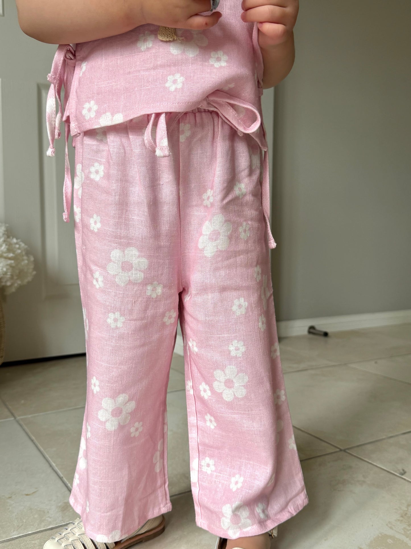 LOLA - ROSE TOP AND PANTS SET
