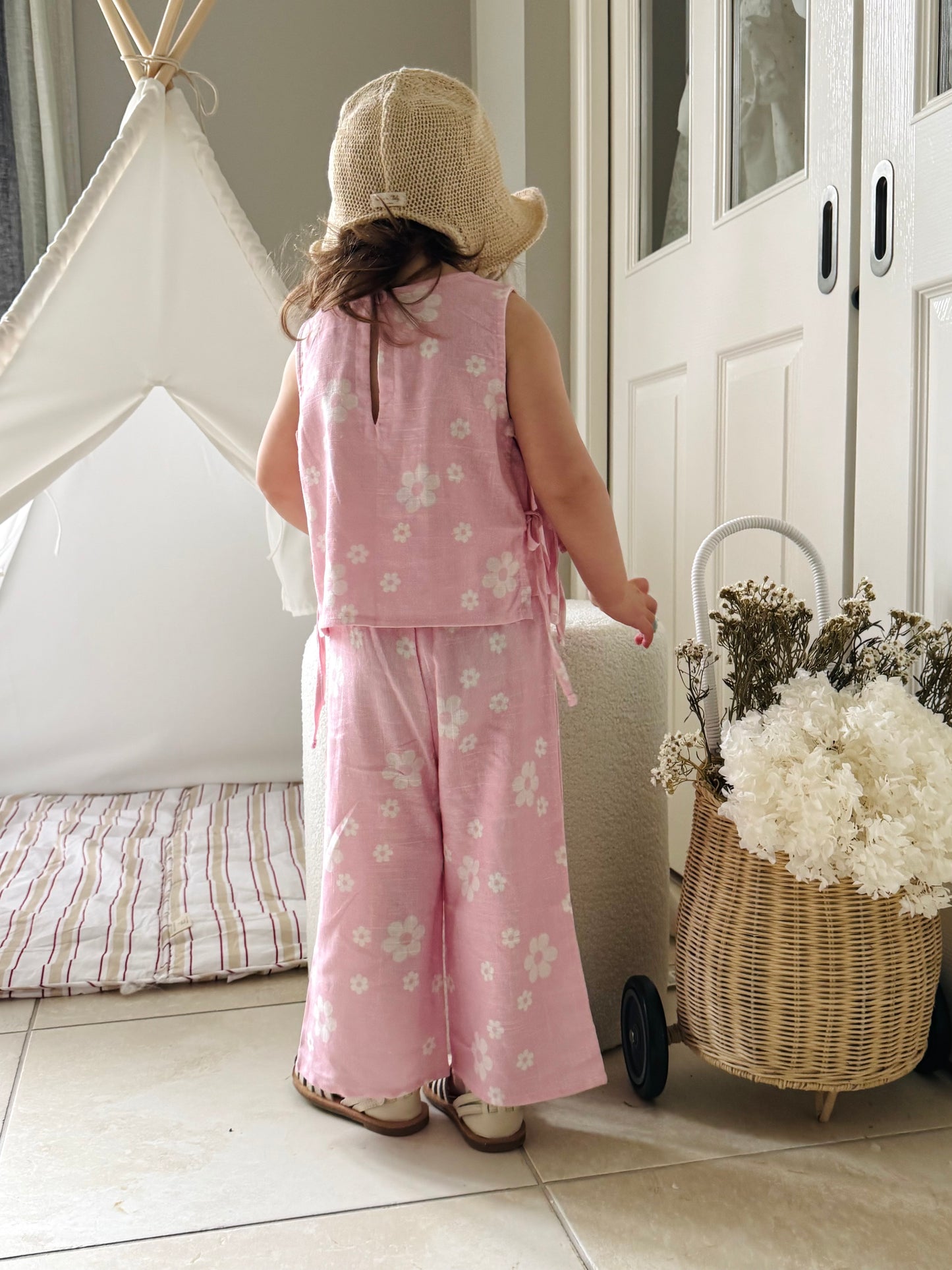 LOLA - ROSE TOP AND PANTS SET